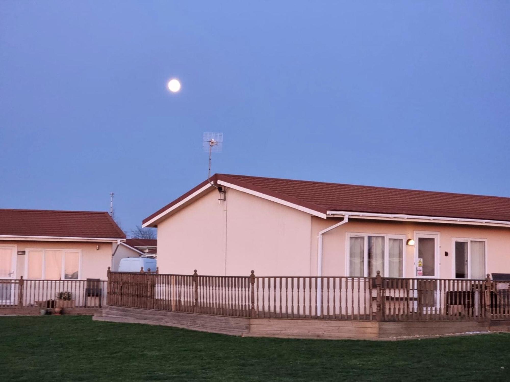 Boa Vista Villa Bacton  Exterior photo